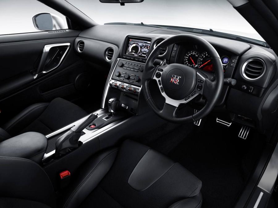  Nissan GT-R 2007 года  (фото 171 из 480)
